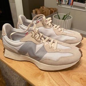 New Balance 327 cream